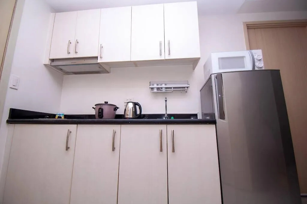 Entire 1-Bedroom Condo In Makati Manila Lägenhet